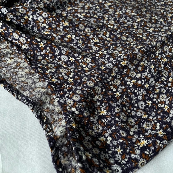 LUQ Top - Picture 3 of 5